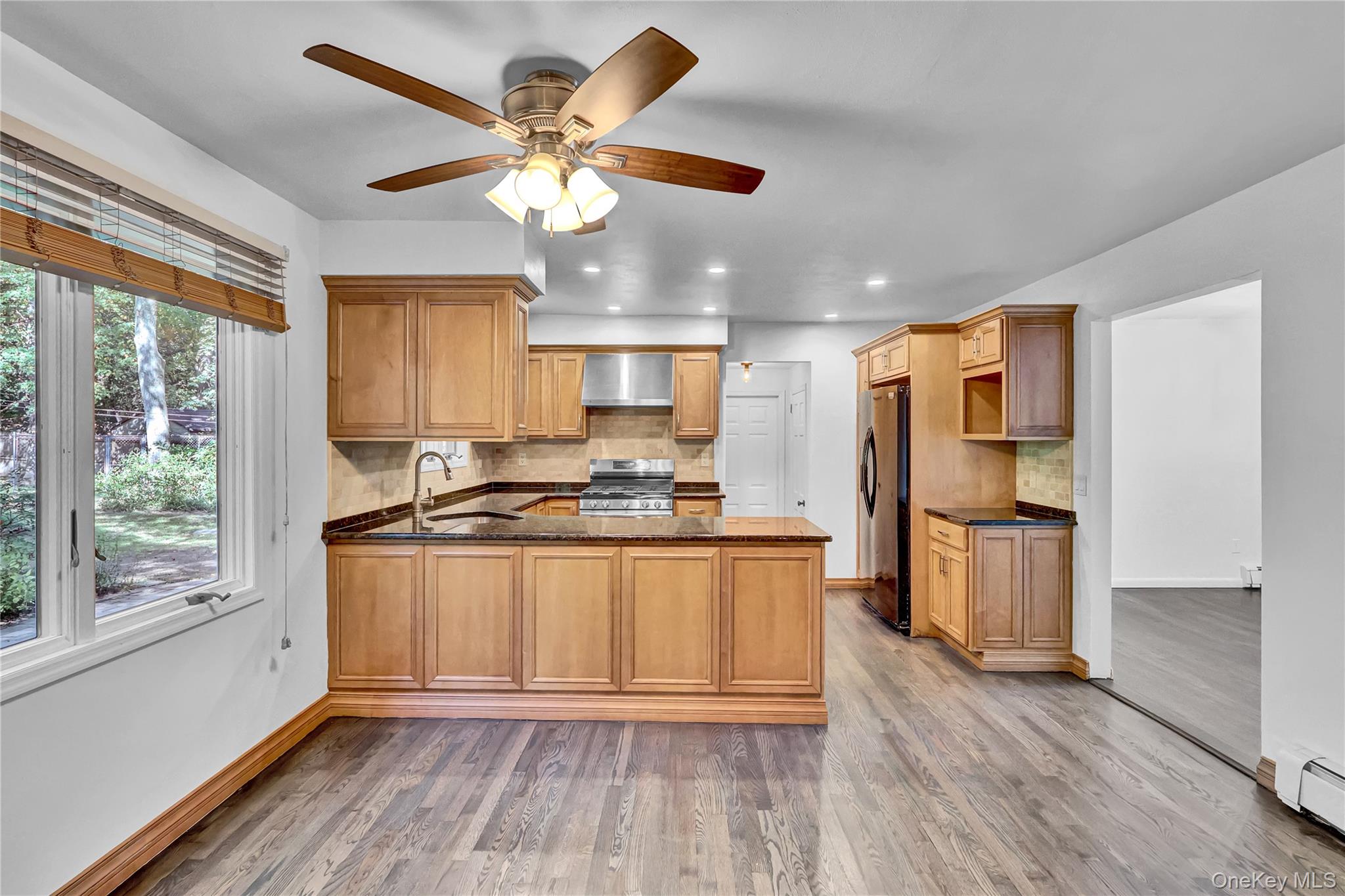 #18 photo, 29 Cedar Street, サフォーク郡 Centereach , NY 11720