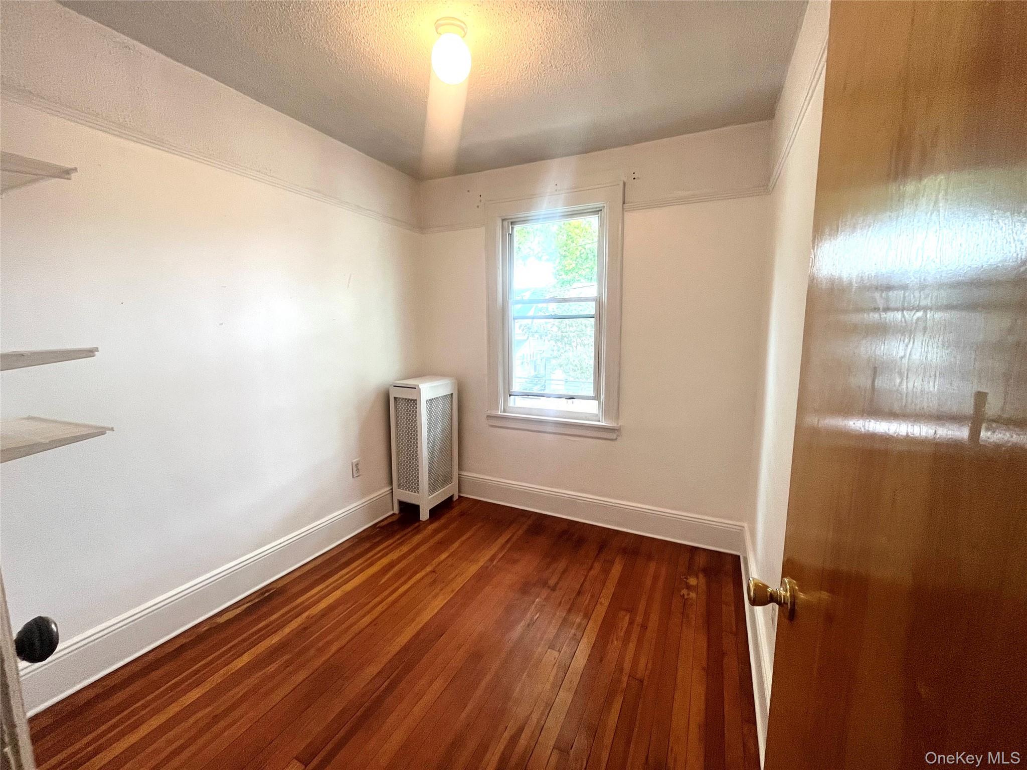 #3 photo, 80-54 160th Street, クイーンズ区 Jamaica , NY 11432