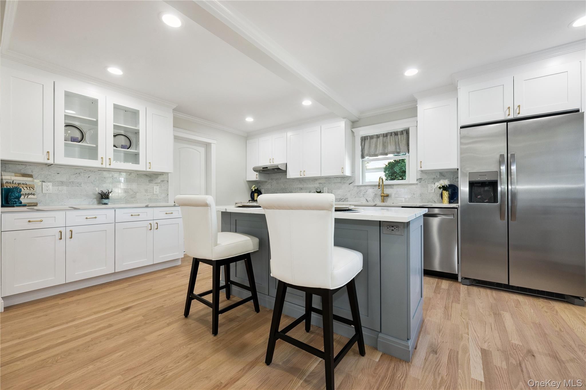 #19 photo, 24 Charles Street, ナッソー郡 Hicksville , NY 11801