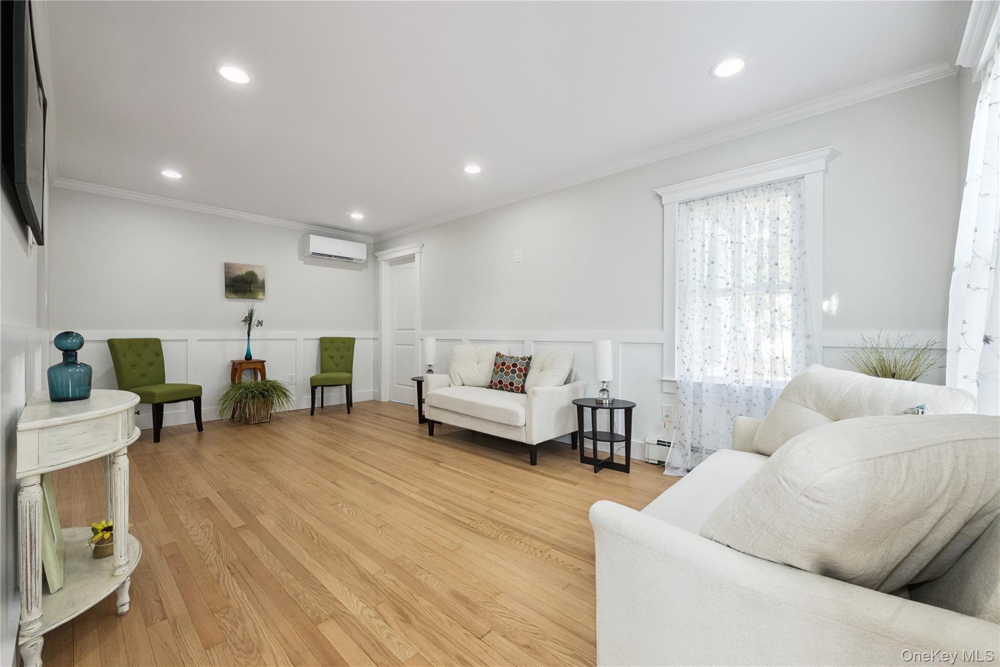 #9 photo, 24 Charles Street, ナッソー郡 Hicksville , NY 11801