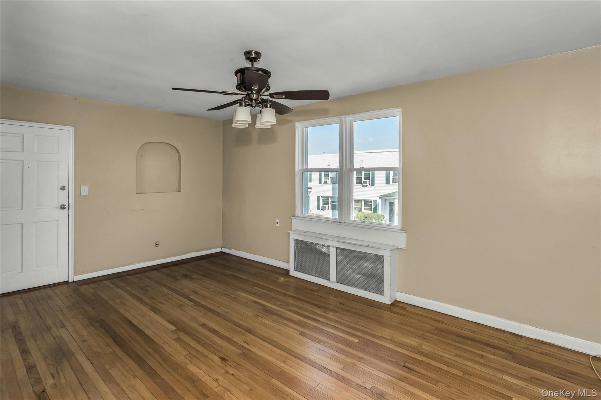 #4 photo, 494 South Ocean, ナッソー郡 Freeport , NY 11520