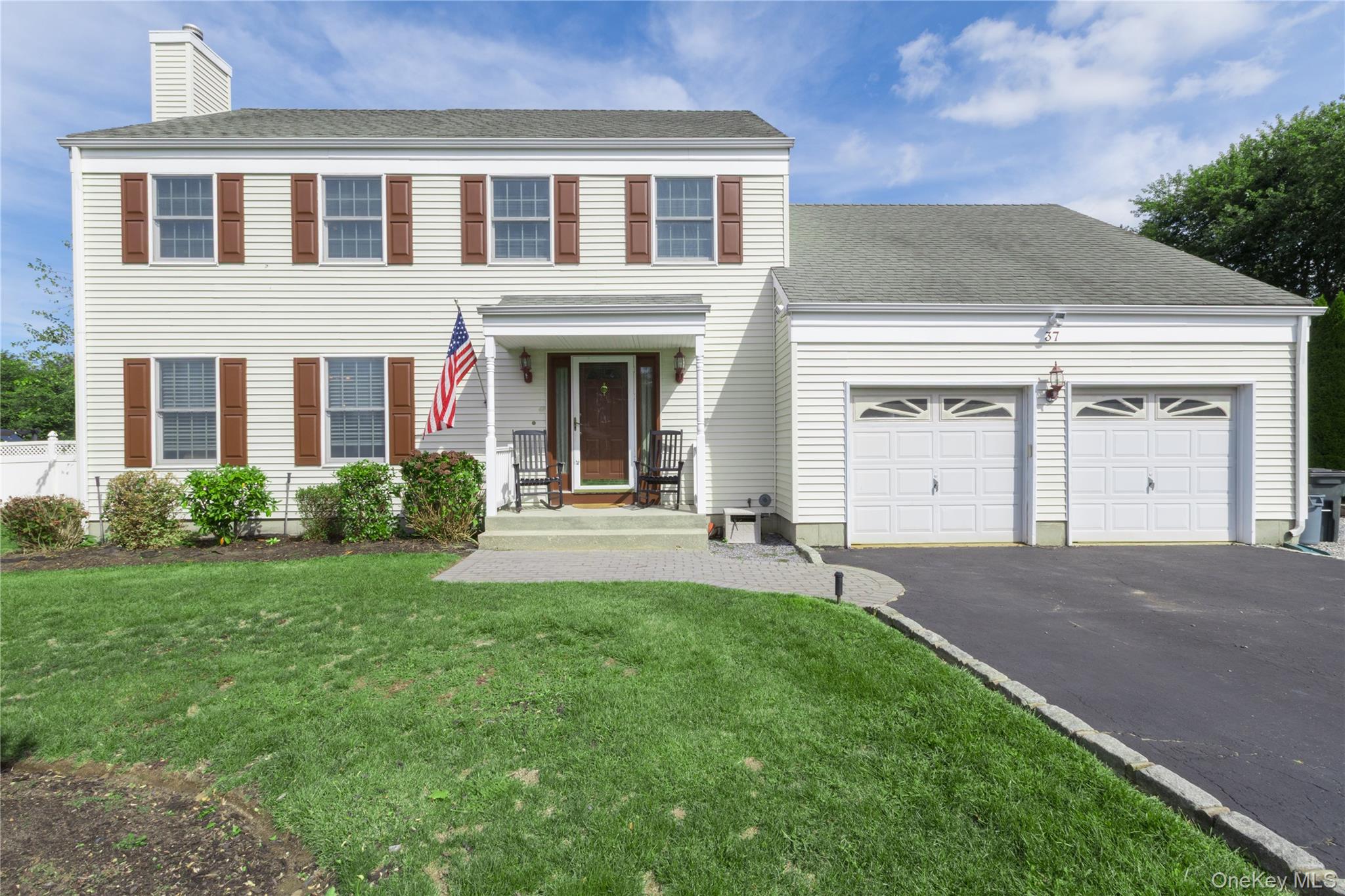 #2 photo, 37 Tallmadge Trail, サフォーク郡 Miller Place , NY 11764