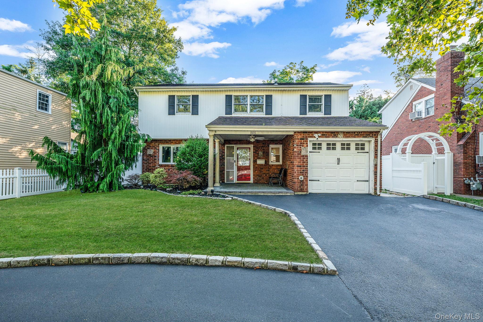 #2 photo, 886 Bellmore Ave, ナッソー郡 Bellmore , NY 11710