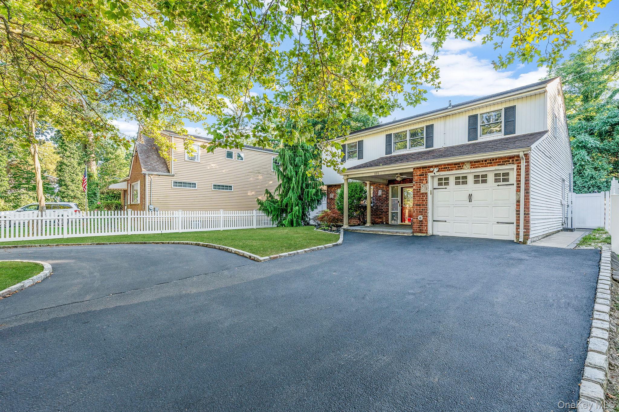 #3 photo, 886 Bellmore Ave, ナッソー郡 Bellmore , NY 11710