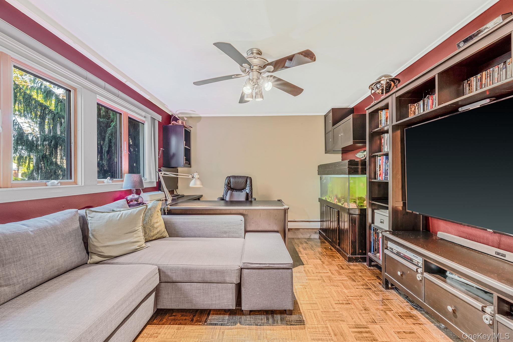 #7 photo, 886 Bellmore Ave, ナッソー郡 Bellmore , NY 11710