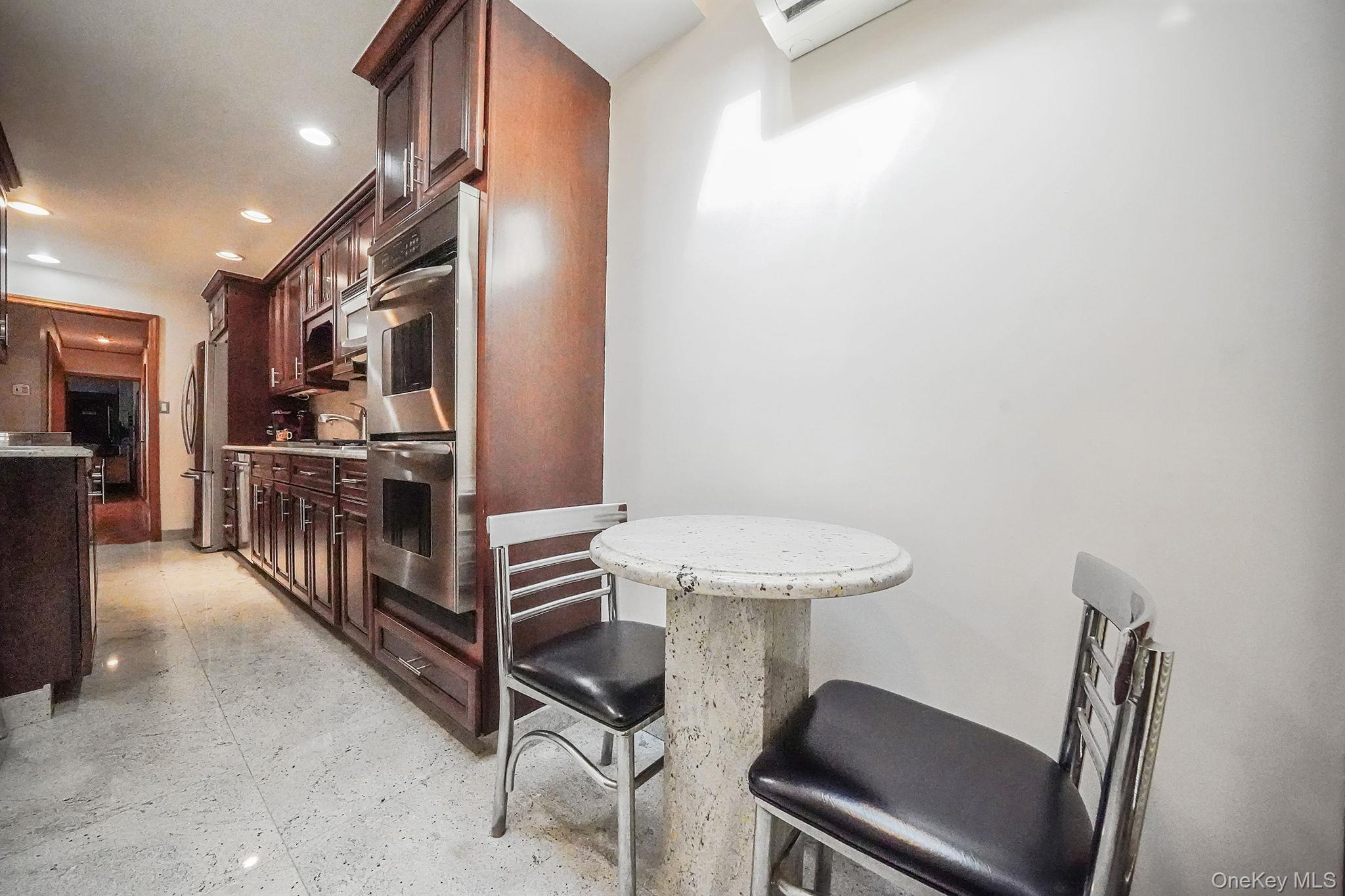 #13 photo, 64-39 83rd Street, Middle Village , NY 11379