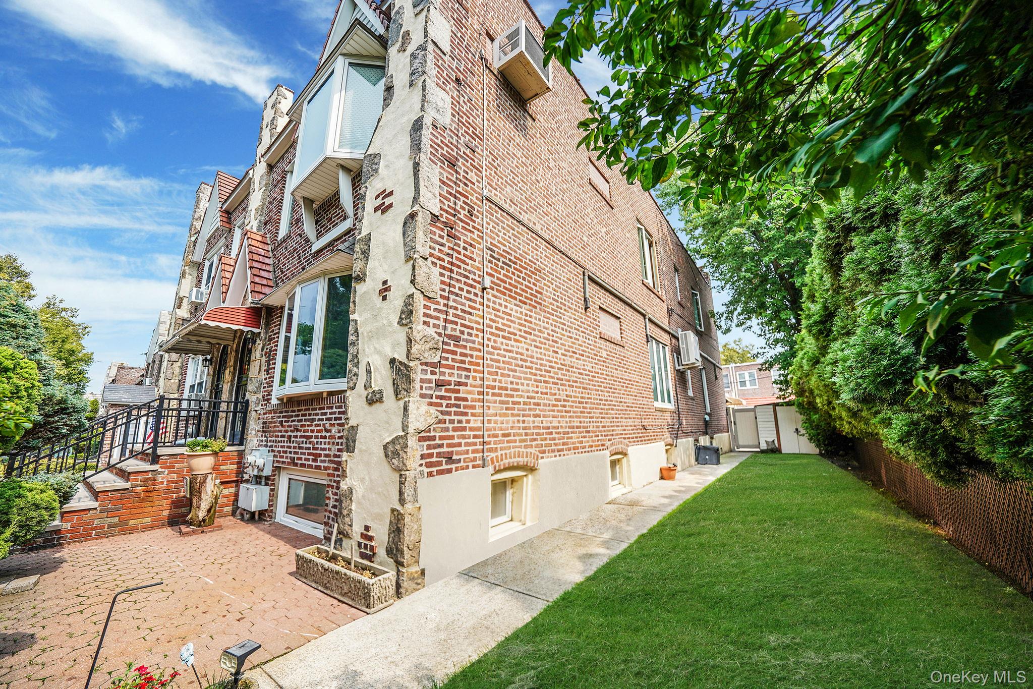 #3 photo, 64-39 83rd Street, Middle Village , NY 11379