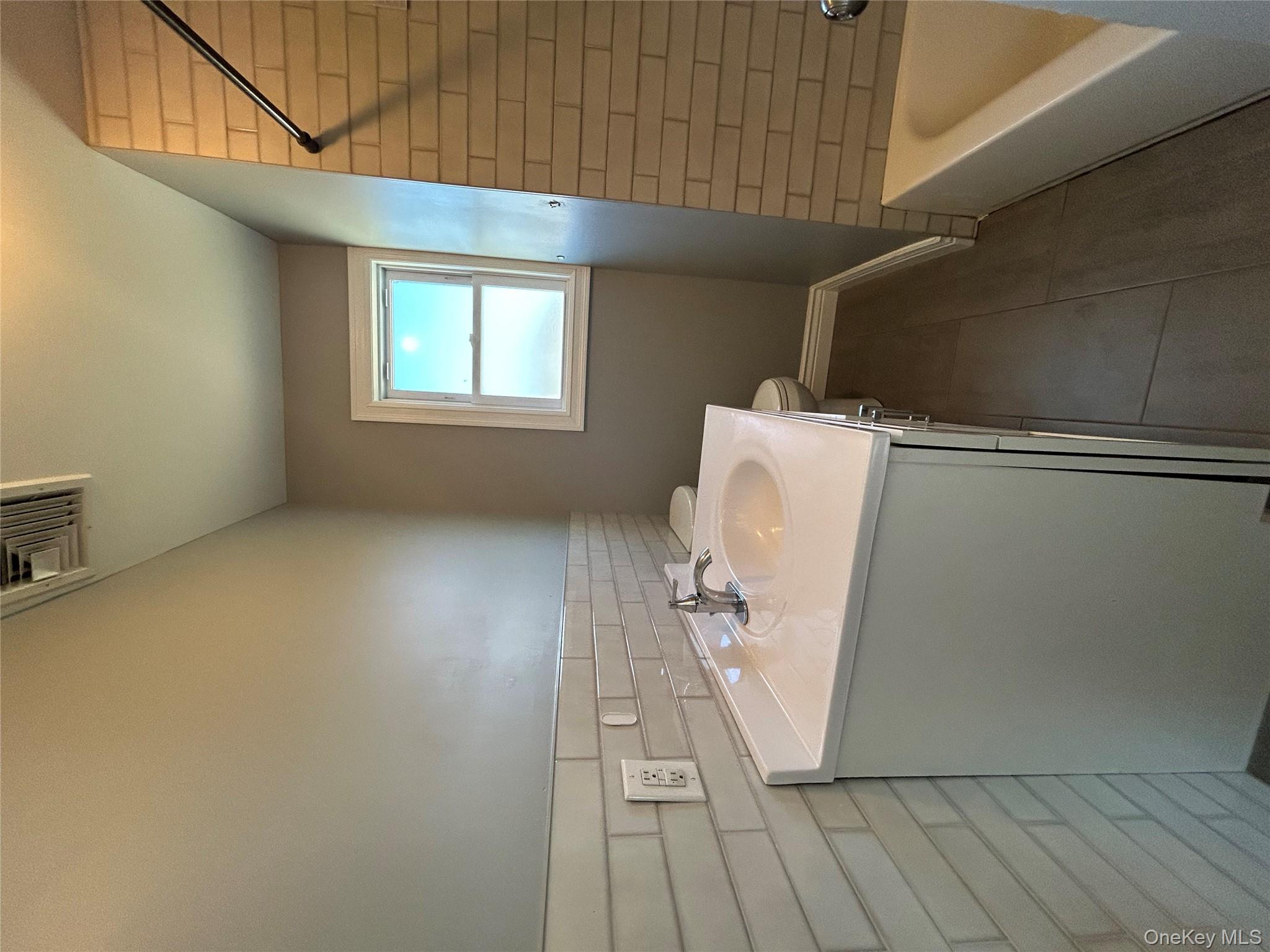 #10 photo, 41 Chapman Place, 东长岛 海湾 Bay Shore , NY 11706