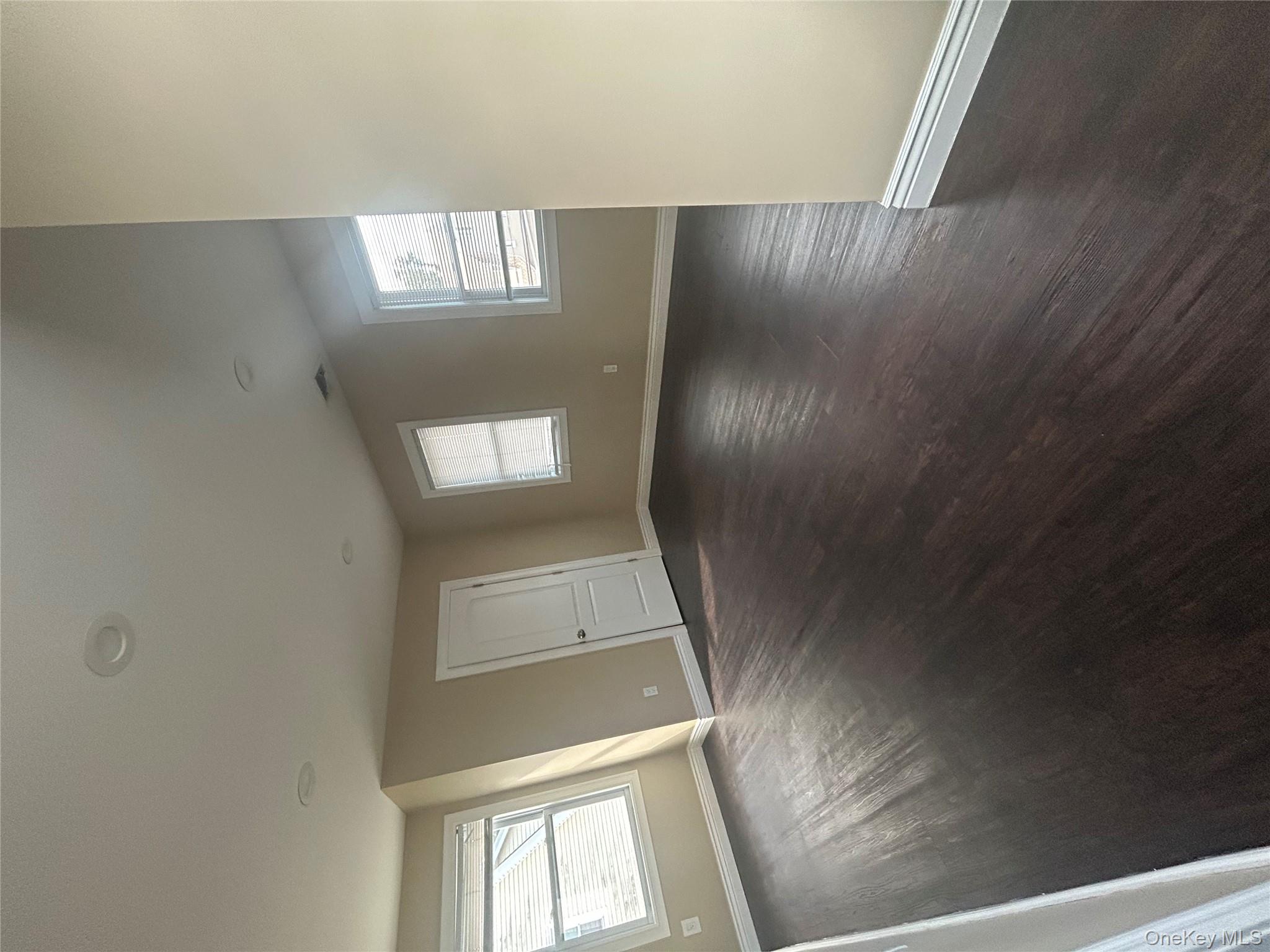 #3 photo, 41 Chapman Place, サフォーク郡 Bay Shore , NY 11706