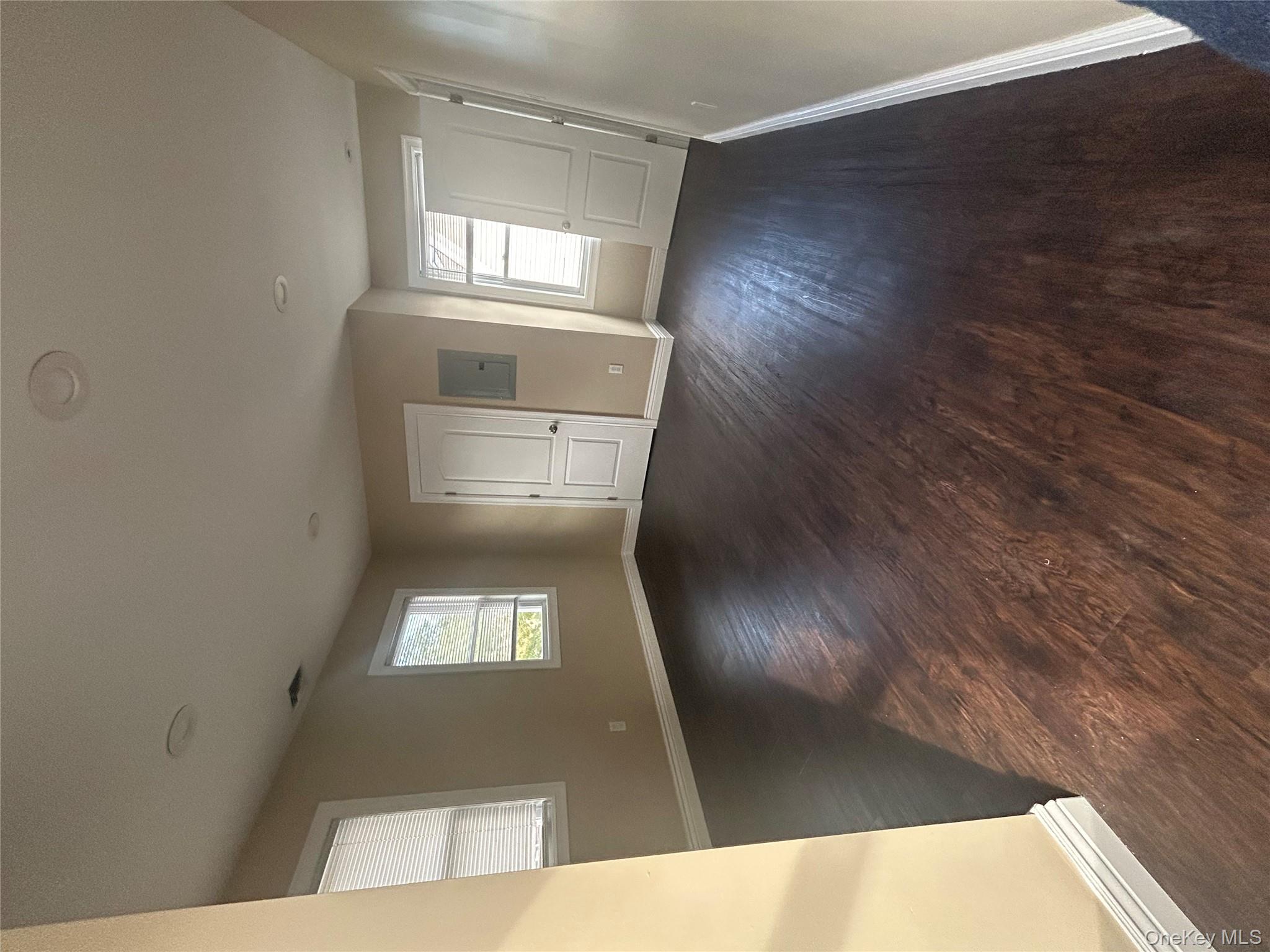 #4 photo, 41 Chapman Place, サフォーク郡 Bay Shore , NY 11706