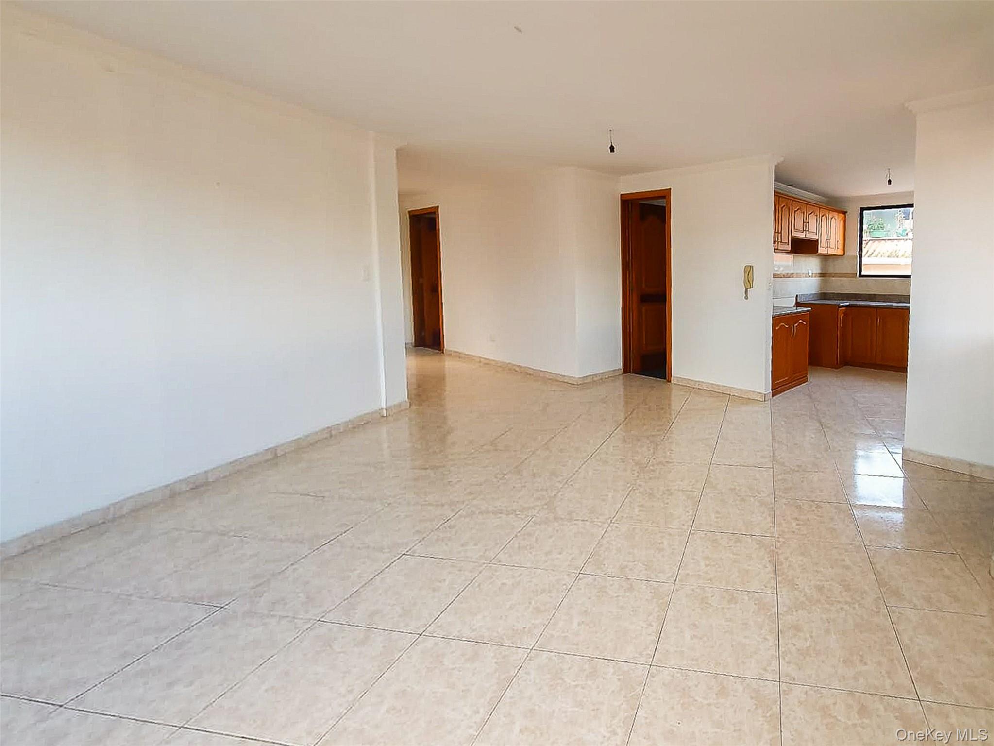 #13 photo, Pa. Milchichig 172/L:9 Cuenca, Ecuador, Call Listing Agent ,  010209