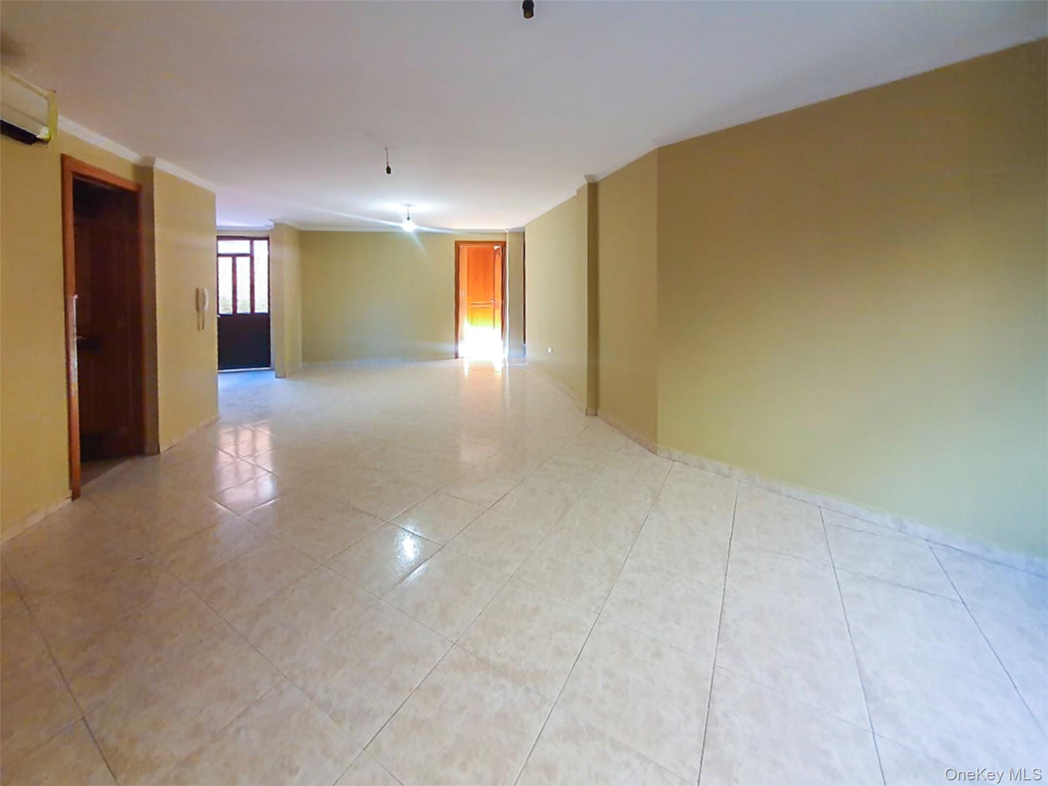 #15 photo, Pa. Milchichig 172/L:9 Cuenca, Ecuador, Call Listing Agent ,  010209