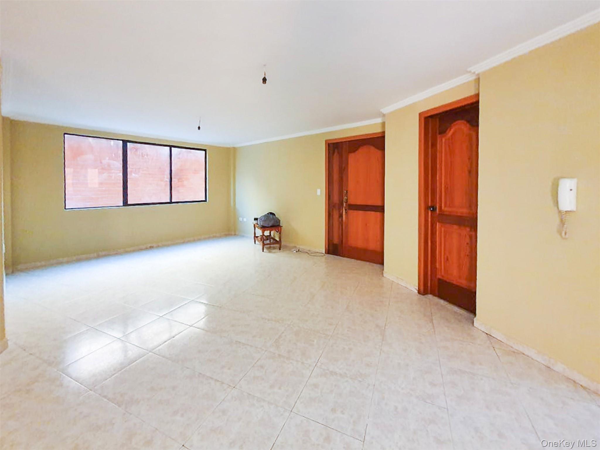 #16 photo, Pa. Milchichig 172/L:9 Cuenca, Ecuador, Call Listing Agent ,  010209