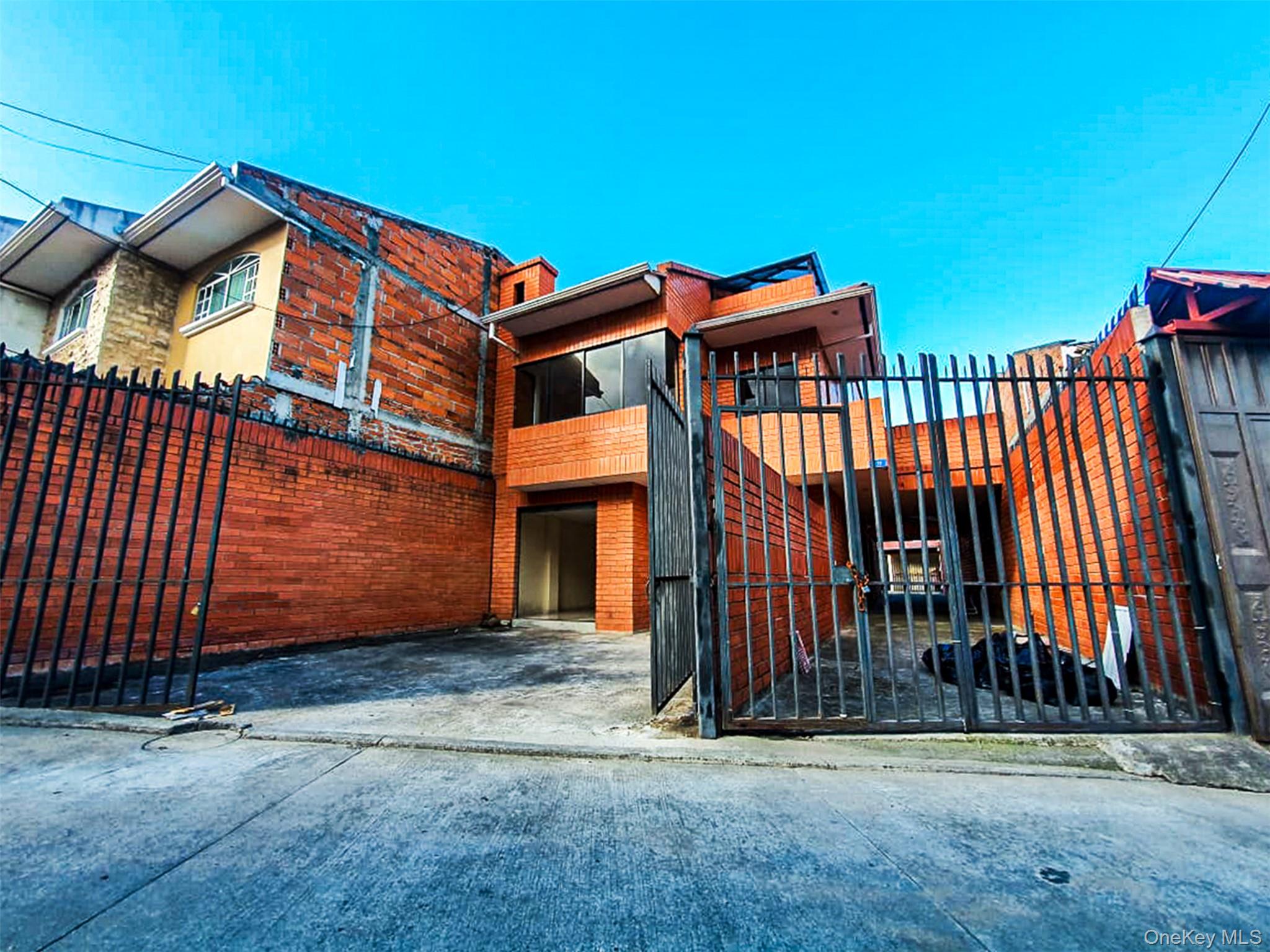#2 photo, Pa. Milchichig 172/L:9 Cuenca, Ecuador, Call Listing Agent ,  010209