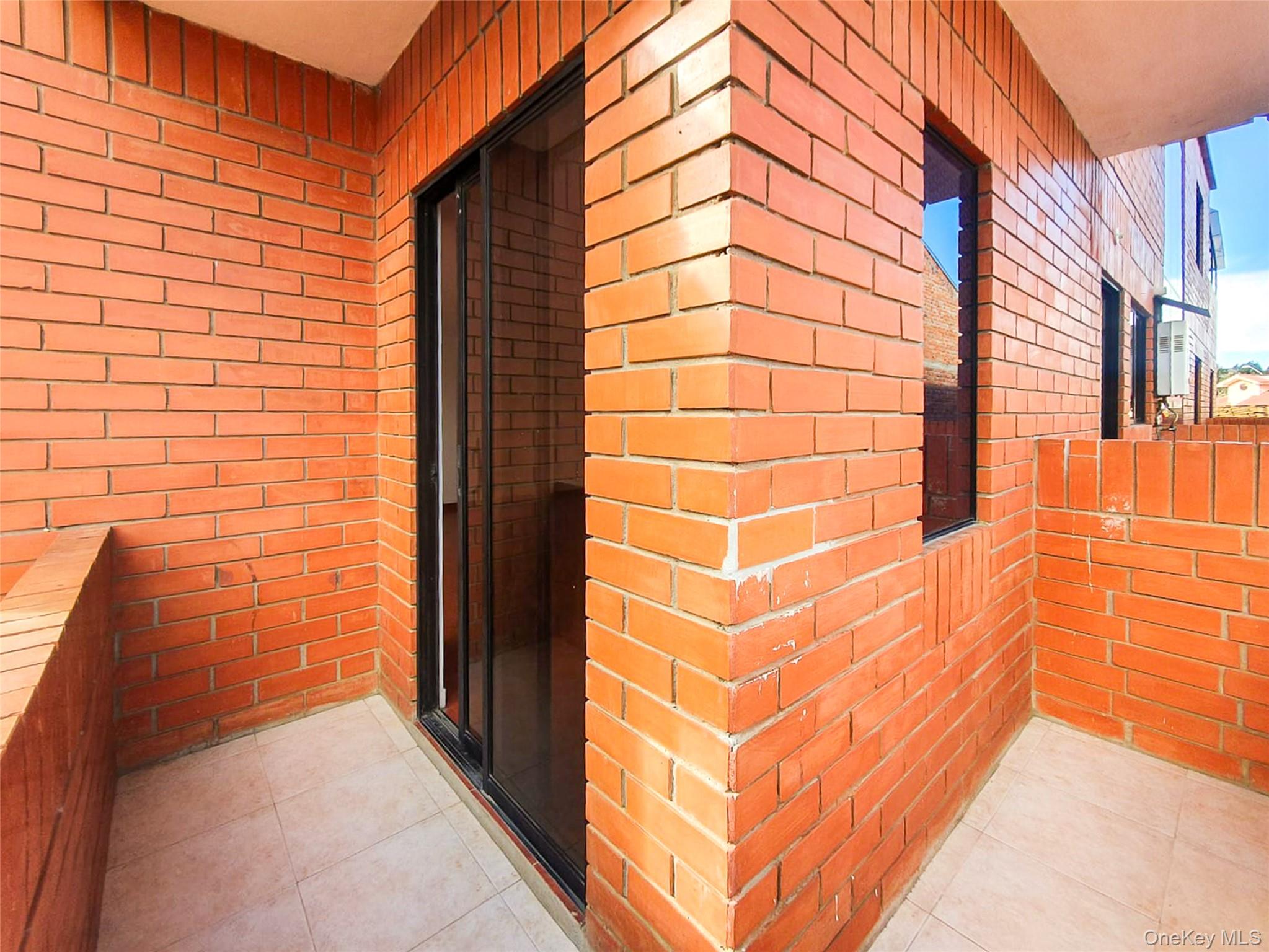 #6 photo, Pa. Milchichig 172/L:9 Cuenca, Ecuador, Call Listing Agent ,  010209