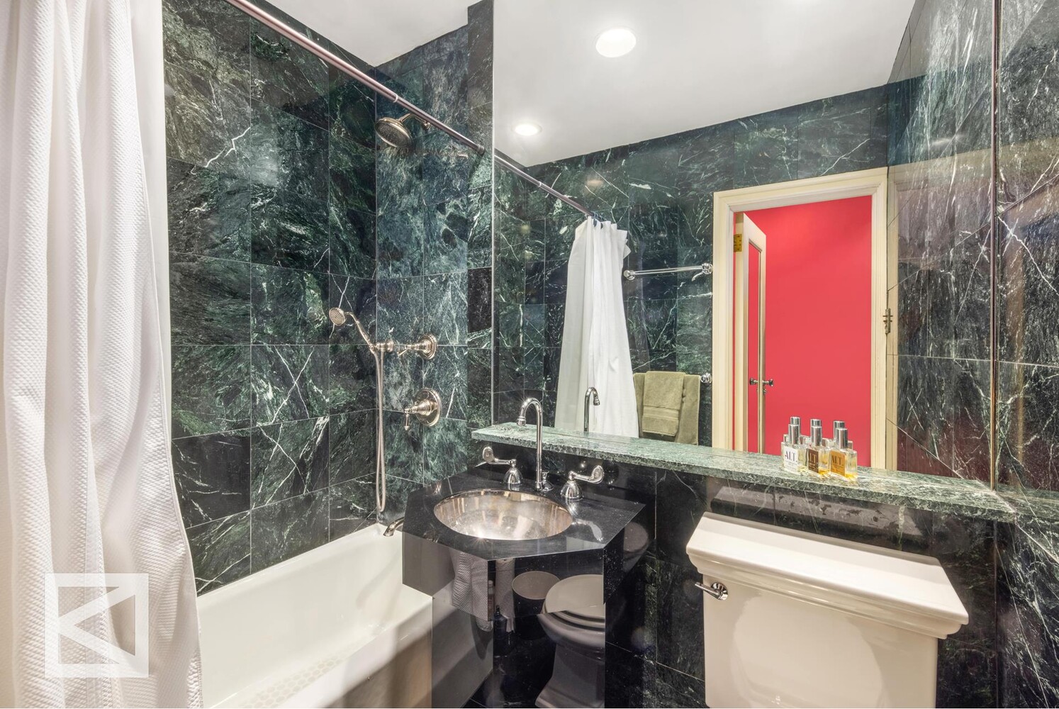 #19 photo, 115 E 67TH Street, マンハッタン Lenox Hill , NY 10065