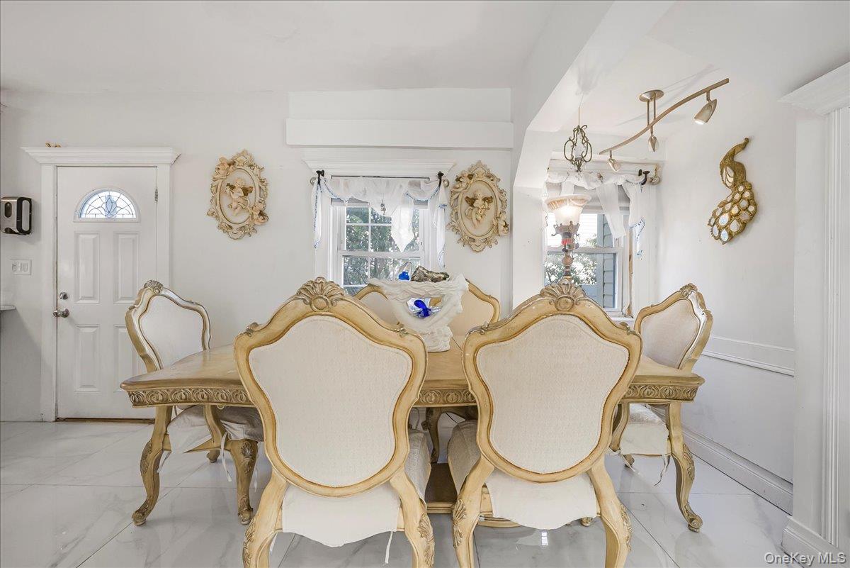 #9 photo, 10021 87th Avenue, クイーンズ区 Richmond Hill , NY 11418