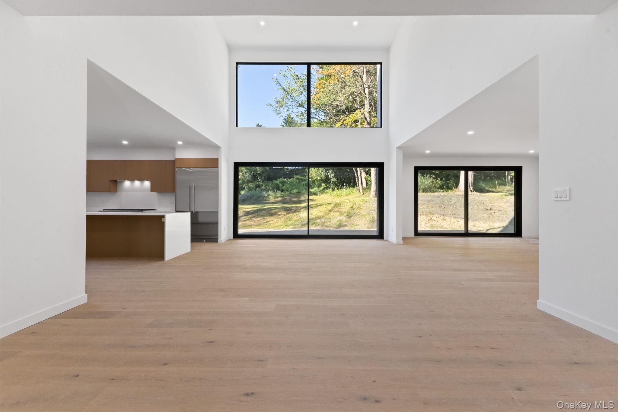 #8 photo, 28 McLain Street, Bedford Corners , NY 10549