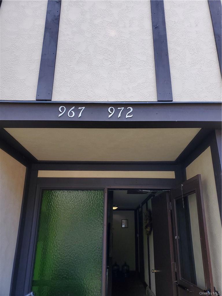 #2 photo, 972 Sierra Vista Lane, Valley Cottage , NY 10989