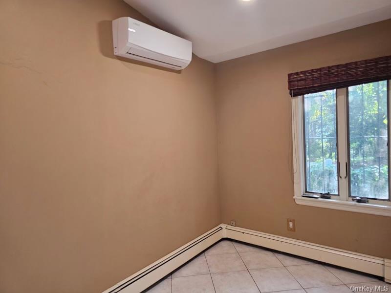 #10 photo, 17-02 Clintonville Street, Whitestone , NY 11357