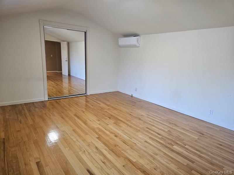 #12 photo, 17-02 Clintonville Street, Whitestone , NY 11357