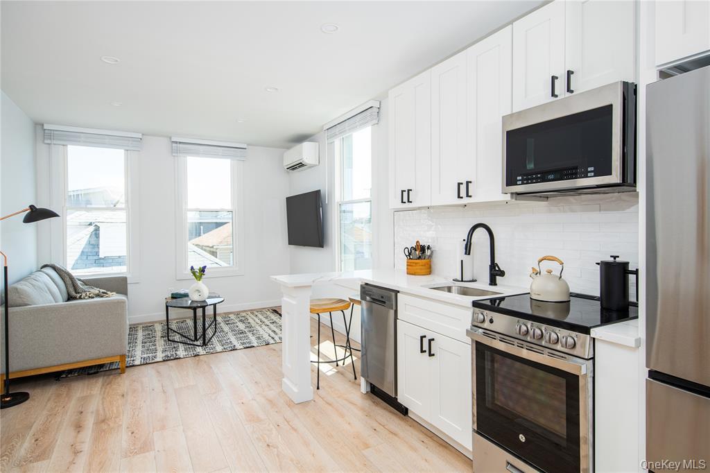 #1 photo, 108-09 Rockaway Beach Drive, 皇后區 Rockaway Park , NY 11694