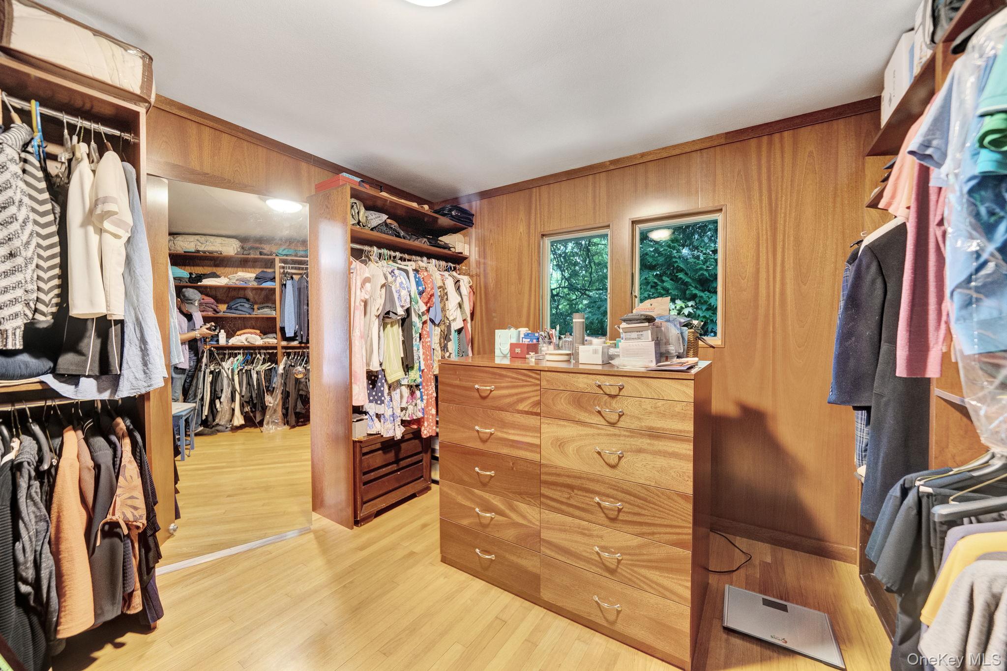 #10 photo, 70 Shrub Hollow Road, ナッソー郡 Roslyn , NY 11576