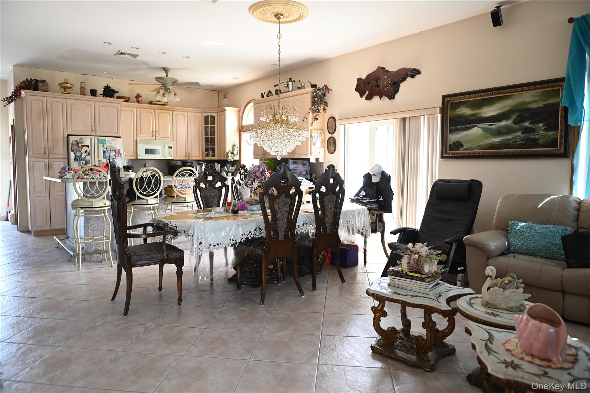 #4 photo, 115 Riviera Drive, サフォーク郡 Mastic Beach , NY 11951