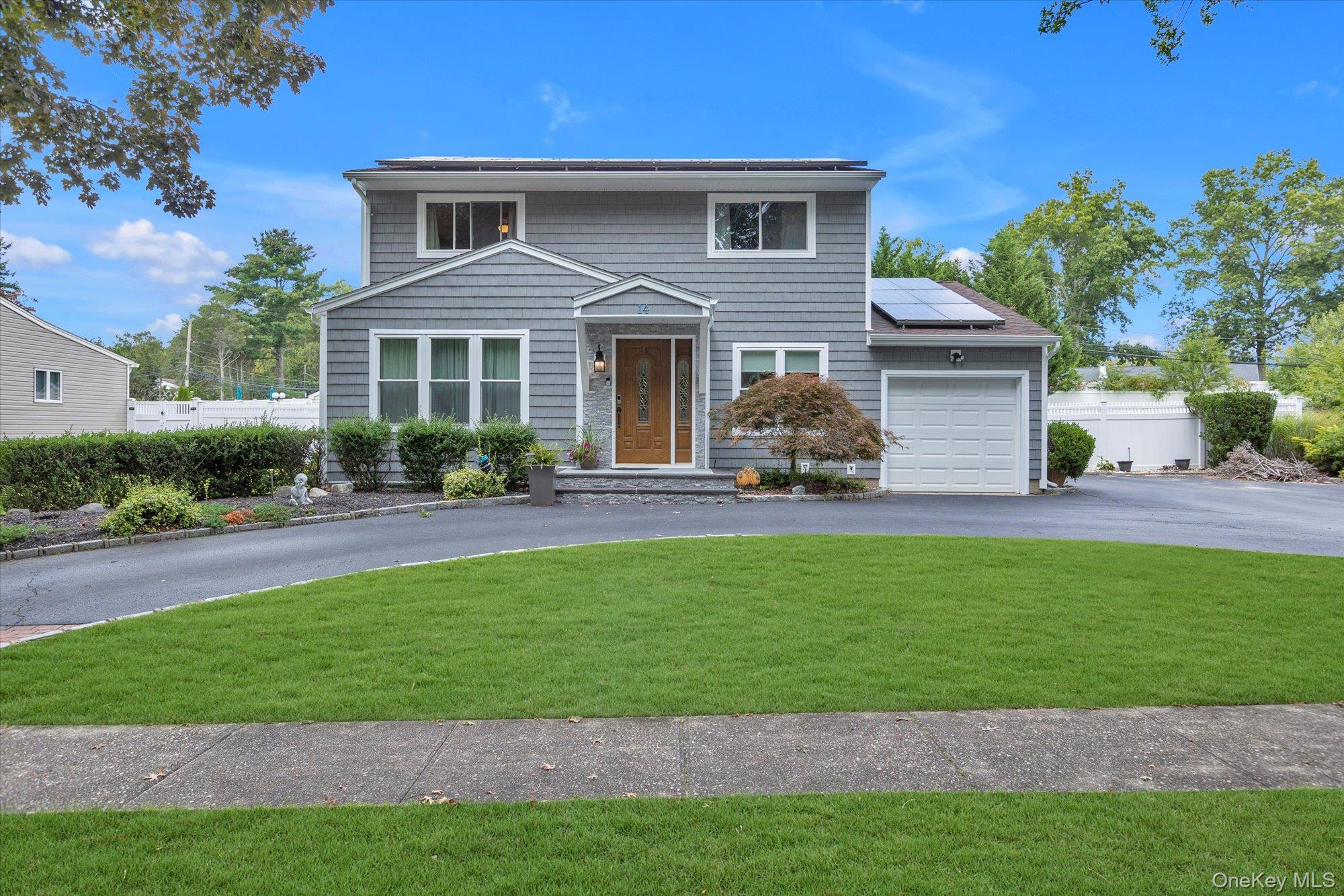 #1 photo, 14 Kinsella Street, 东长岛 Dix小山 Dix Hills , NY 11746