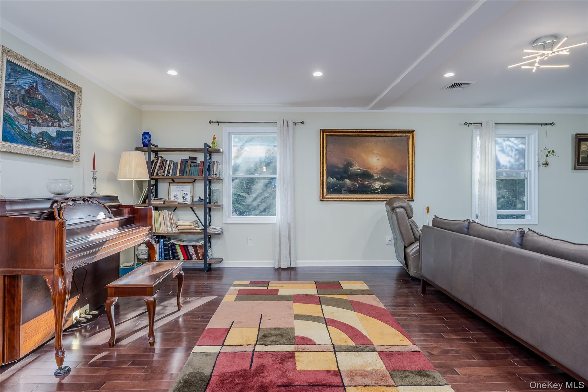 #13 photo, 3 Earl Road, サフォーク郡 Melville , NY 11747