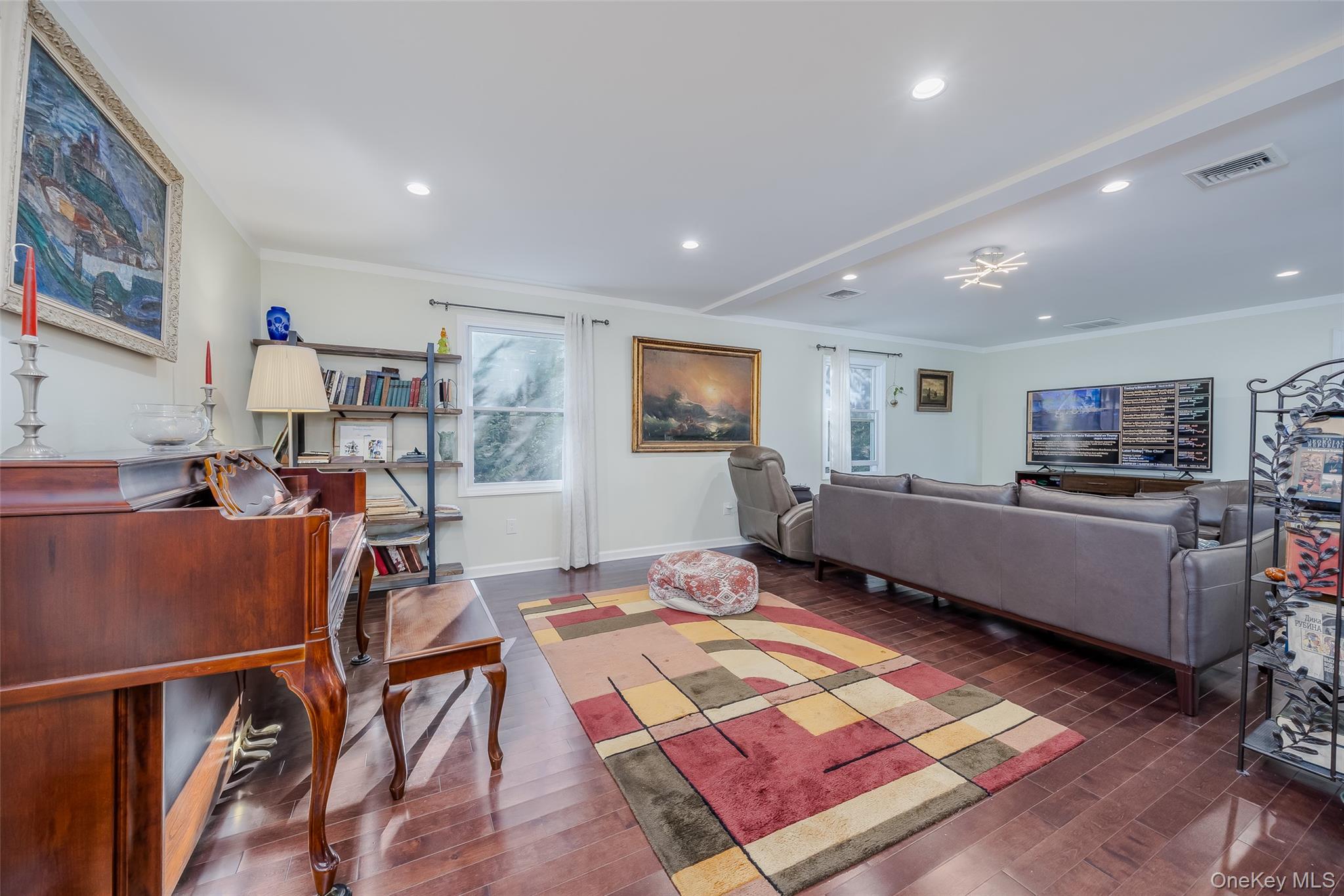 #14 photo, 3 Earl Road, サフォーク郡 Melville , NY 11747