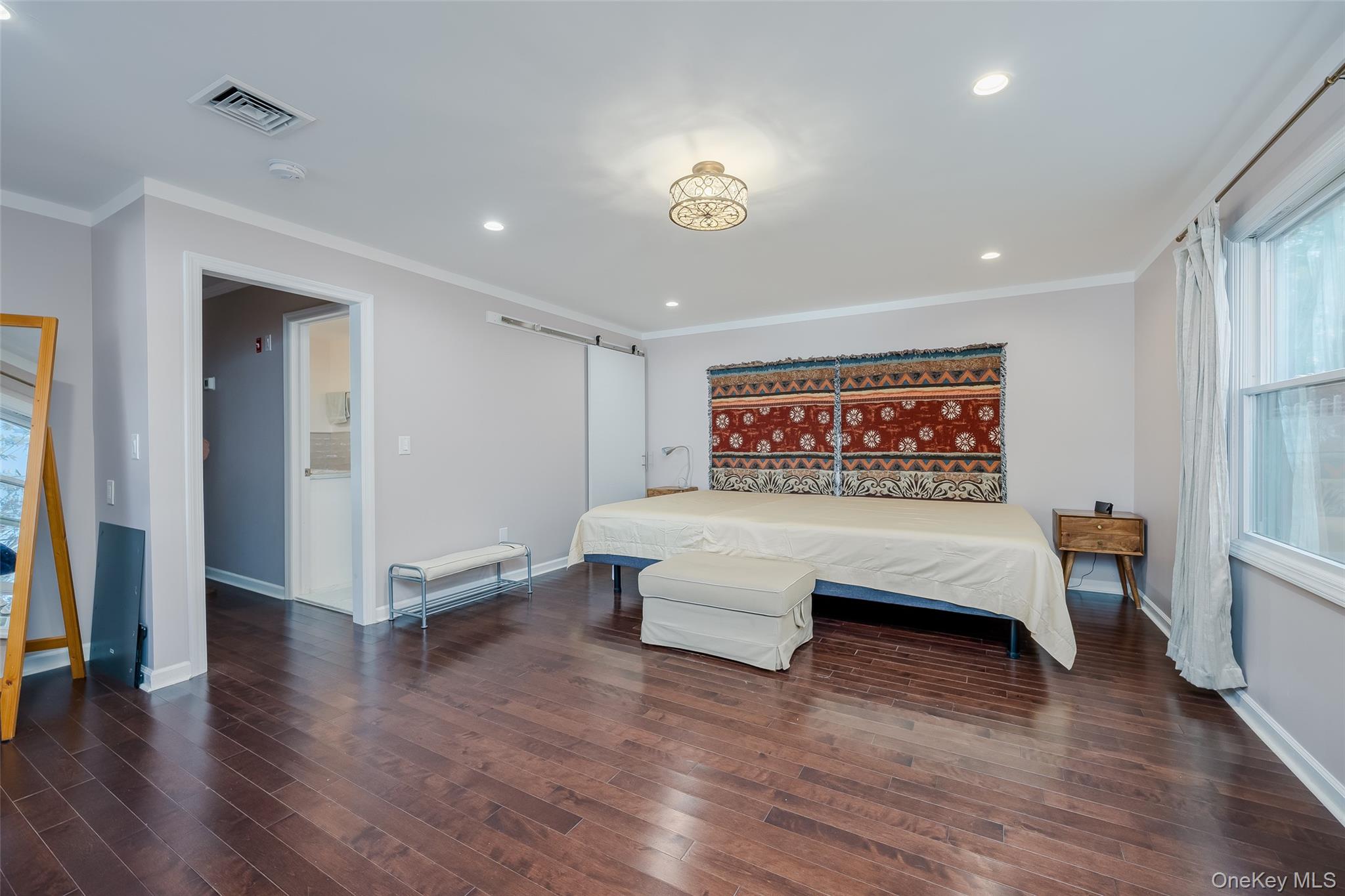 #15 photo, 3 Earl Road, サフォーク郡 Melville , NY 11747