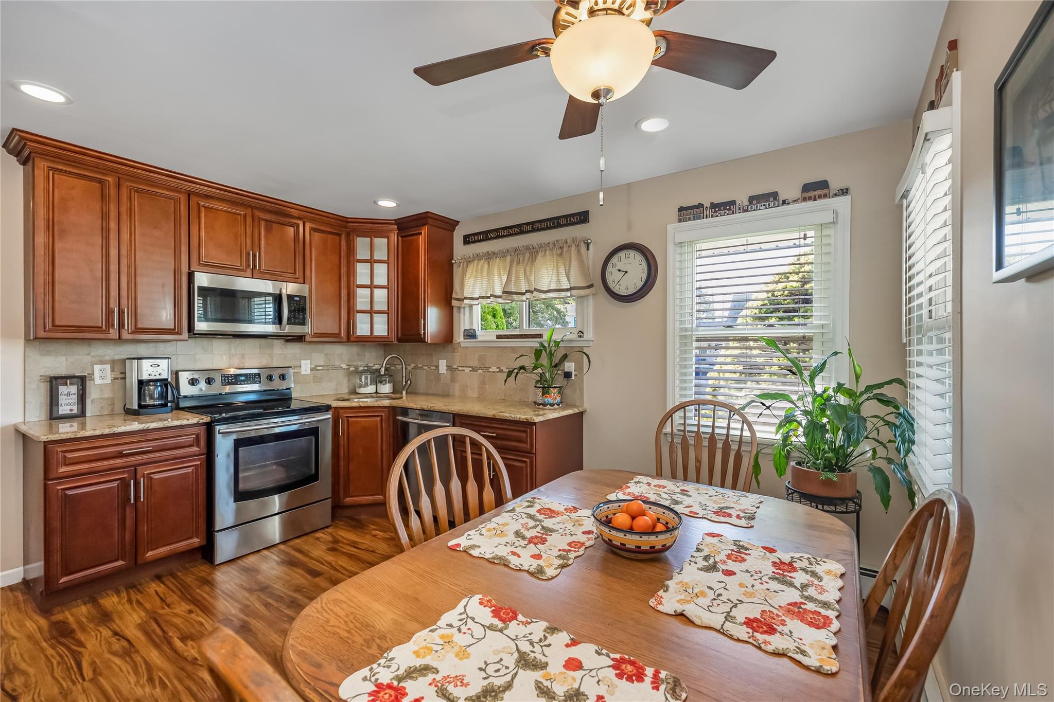 #4 photo, 93 Flamingo Road, Levittown , NY 11756