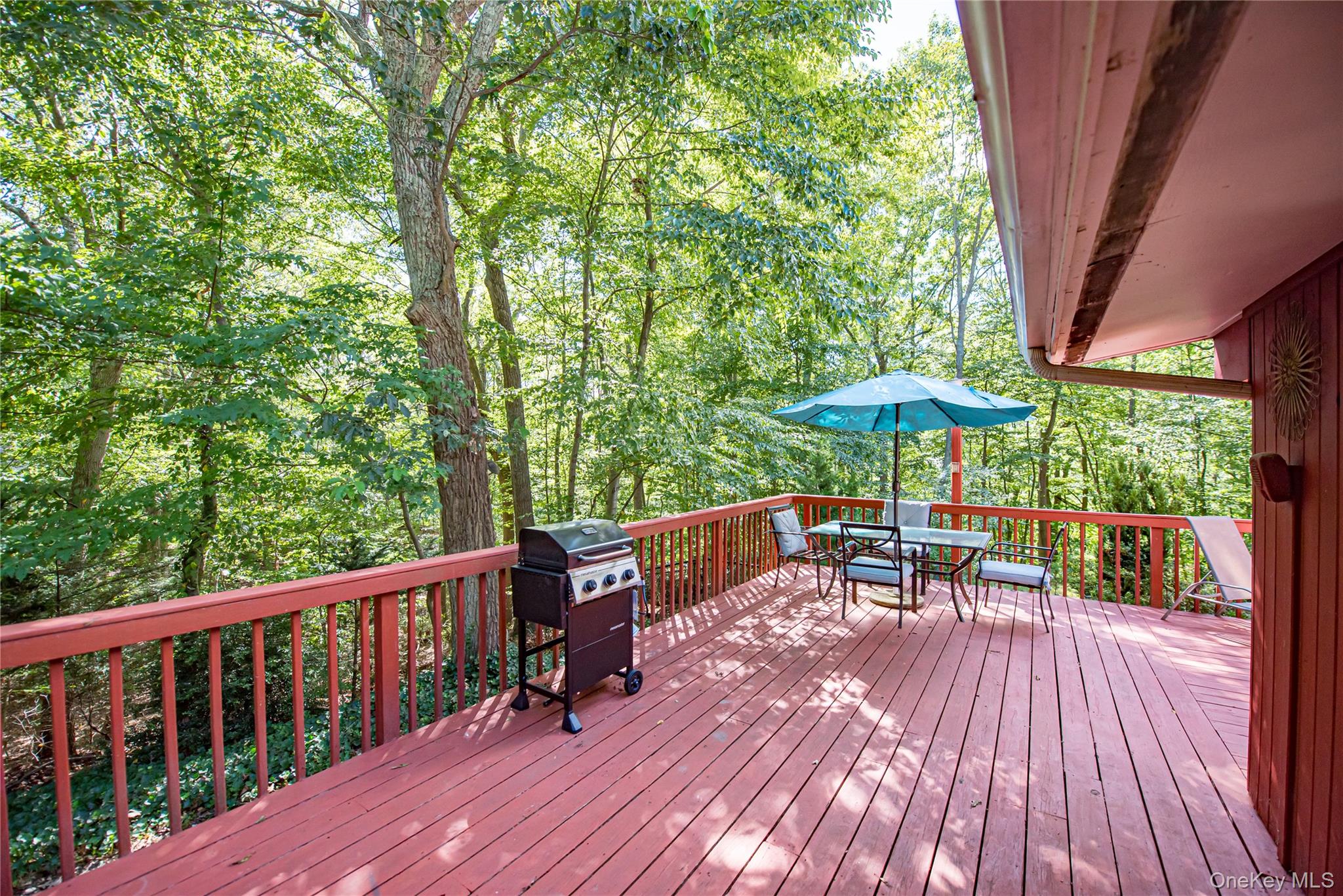 #19 photo, 4 Captain Richards Lane, サフォーク郡 Fort Salonga , NY 11768