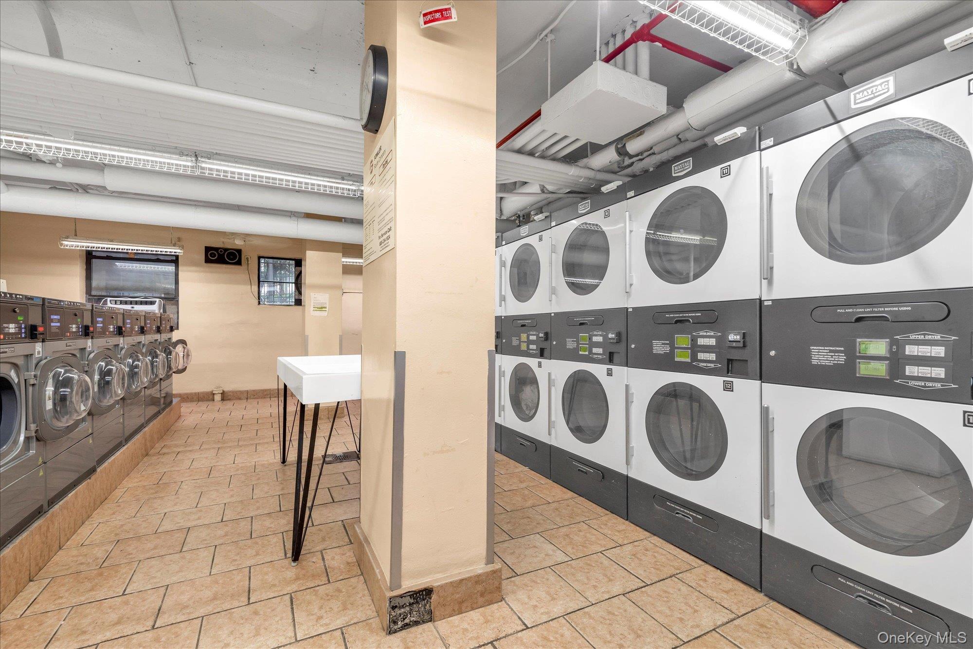 #18 photo, 61-15 97 St, クイーンズ区 Flushing , NY 11374