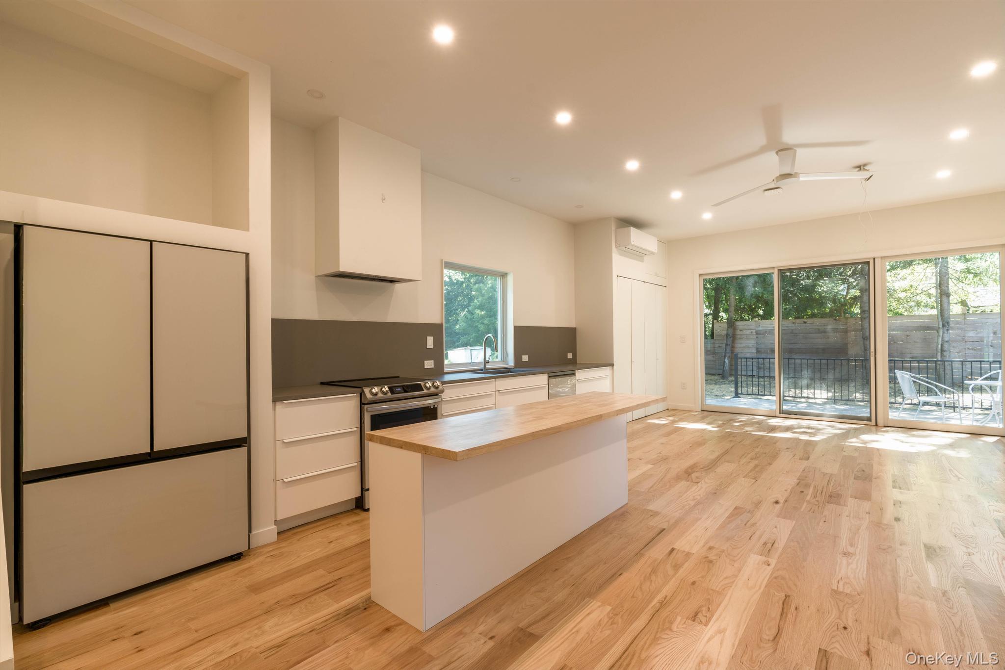 #13 photo, 6 Glenwood Avenue, Poughkeepsie , NY 12603