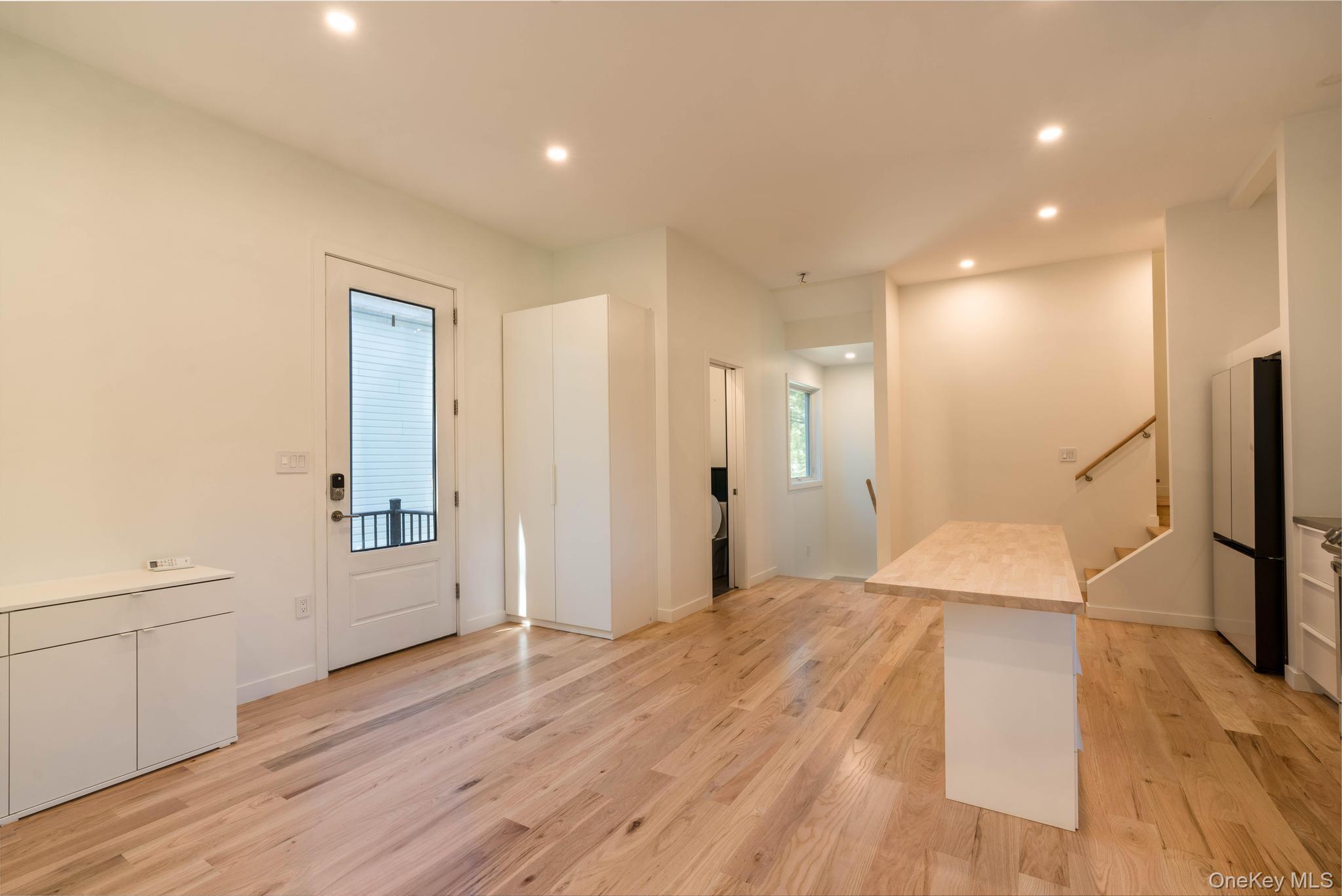 #16 photo, 6 Glenwood Avenue, Poughkeepsie , NY 12603