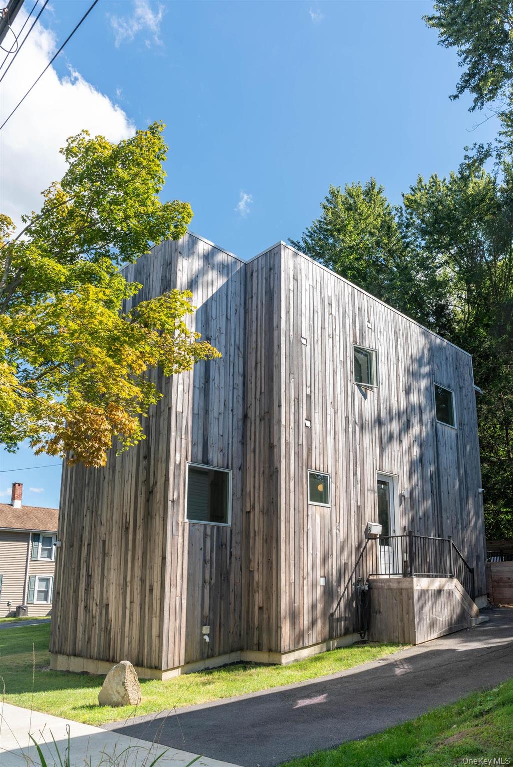 #2 photo, 6 Glenwood Avenue, Poughkeepsie , NY 12603