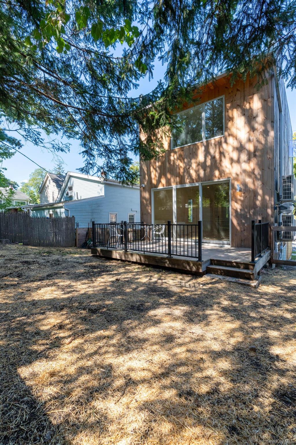 #7 photo, 6 Glenwood Avenue, Poughkeepsie , NY 12603