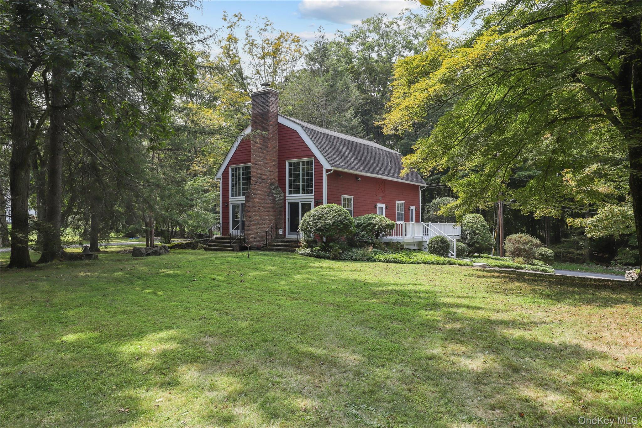 #1 photo, 142 East Middle Patent Road, Bedford , NY 10506