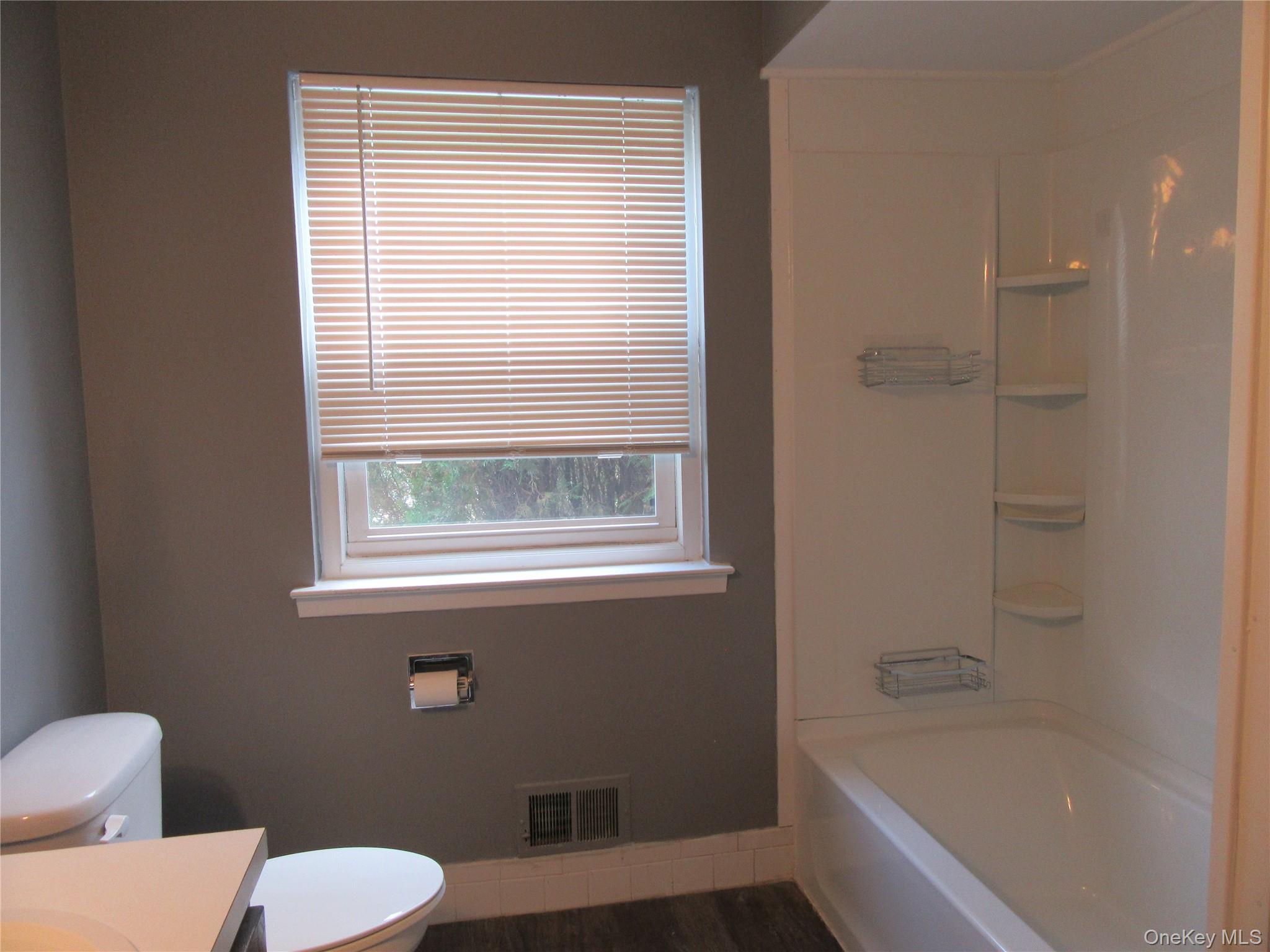 #17 photo, 41 Weathervane Drive, Washingtonville , NY 10992