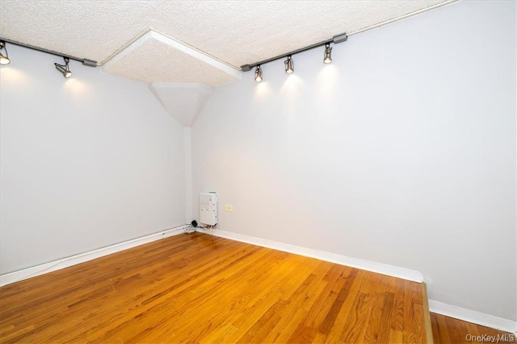 #12 photo, 1 Landmark Square, Port Chester , NY 10573