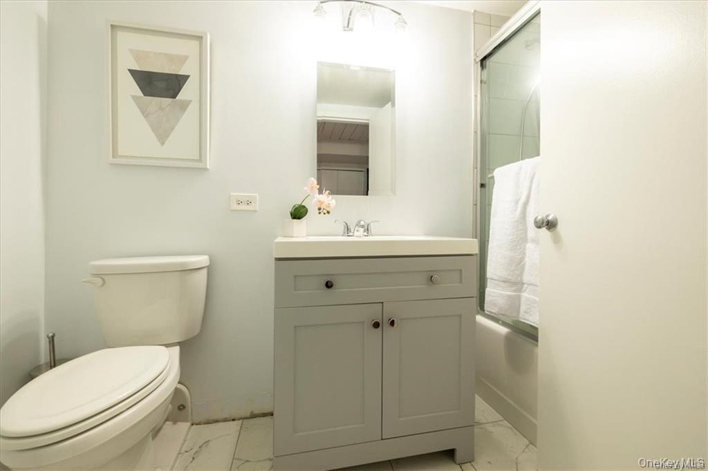 #14 photo, 1 Landmark Square, Port Chester , NY 10573