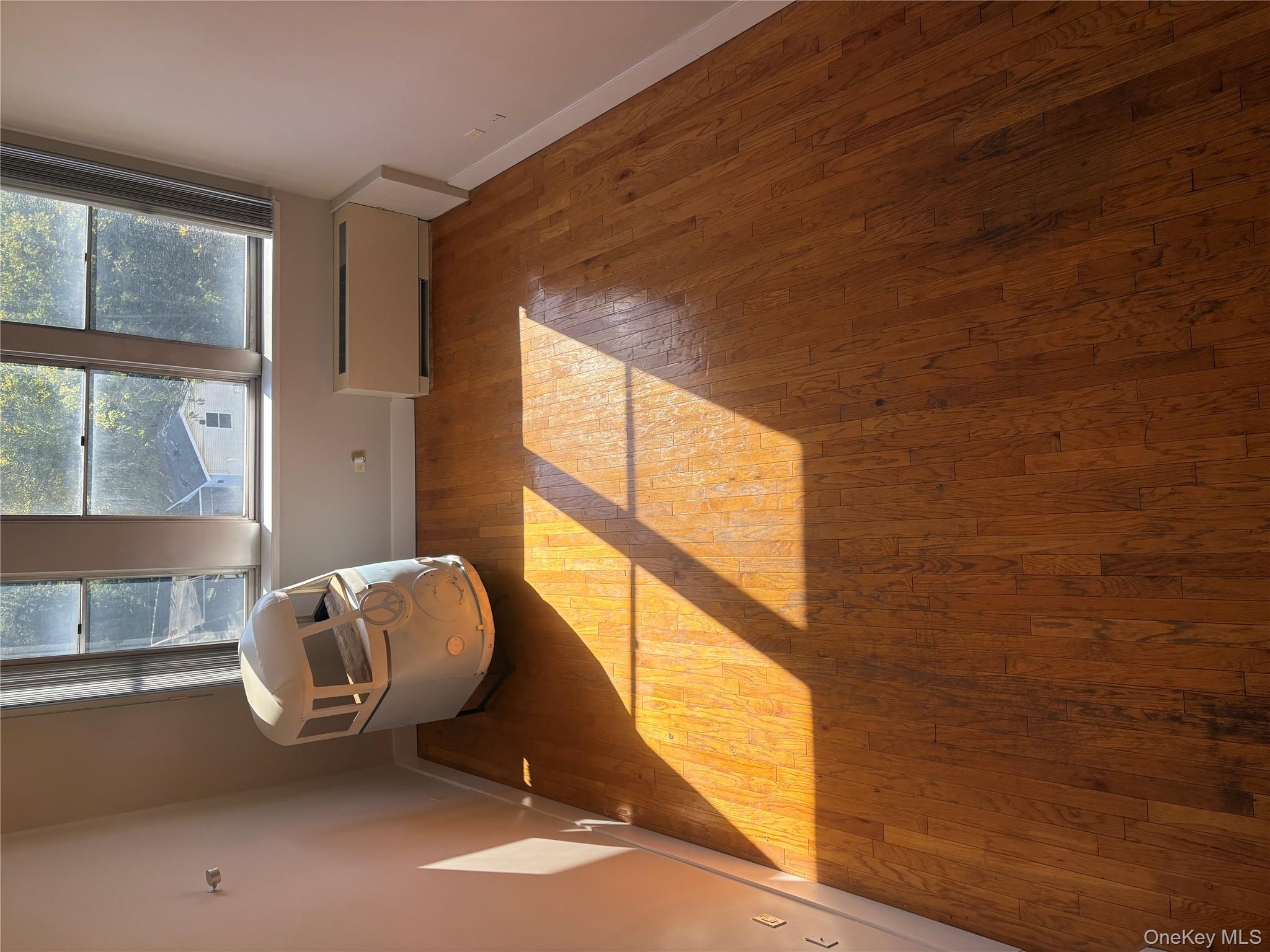 #16 photo, 1 Landmark Square, Port Chester , NY 10573