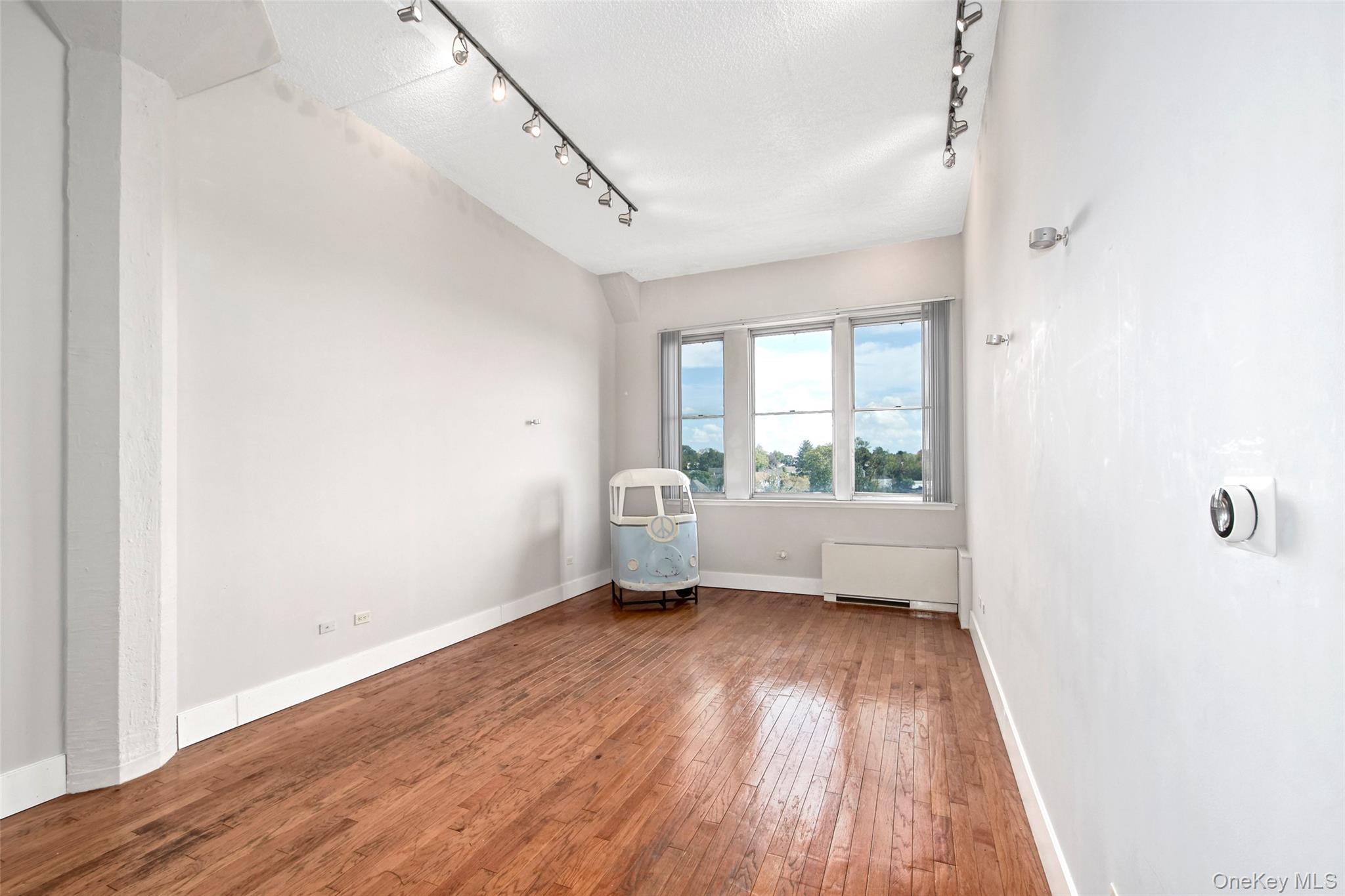 #4 photo, 1 Landmark Square, Port Chester , NY 10573