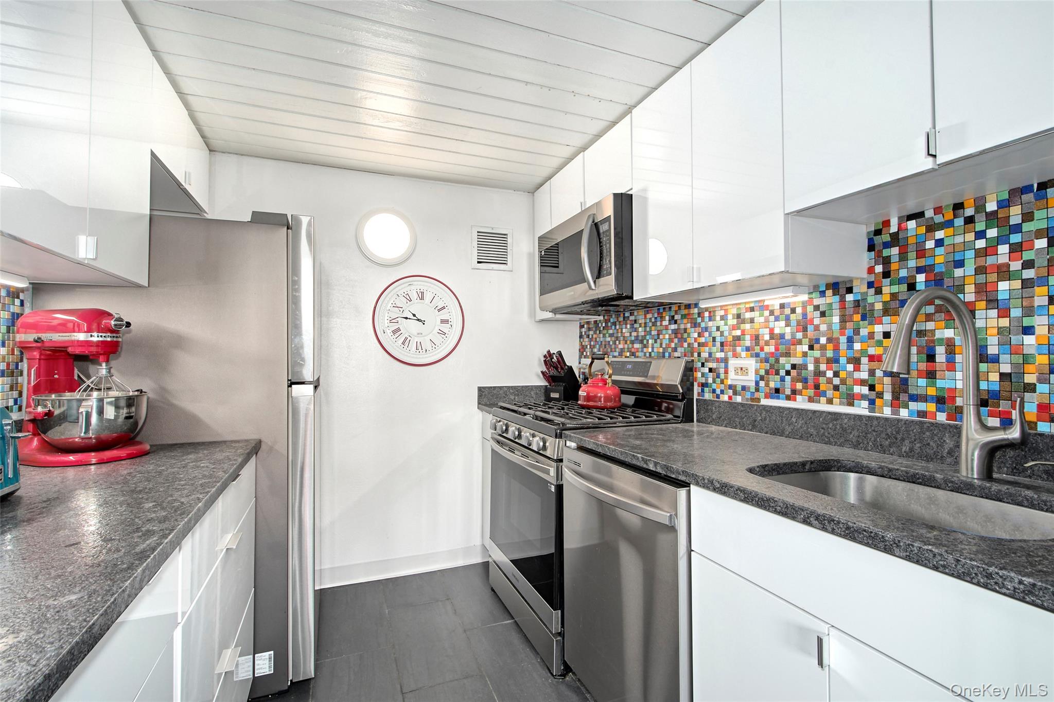 #9 photo, 1 Landmark Square, Port Chester , NY 10573