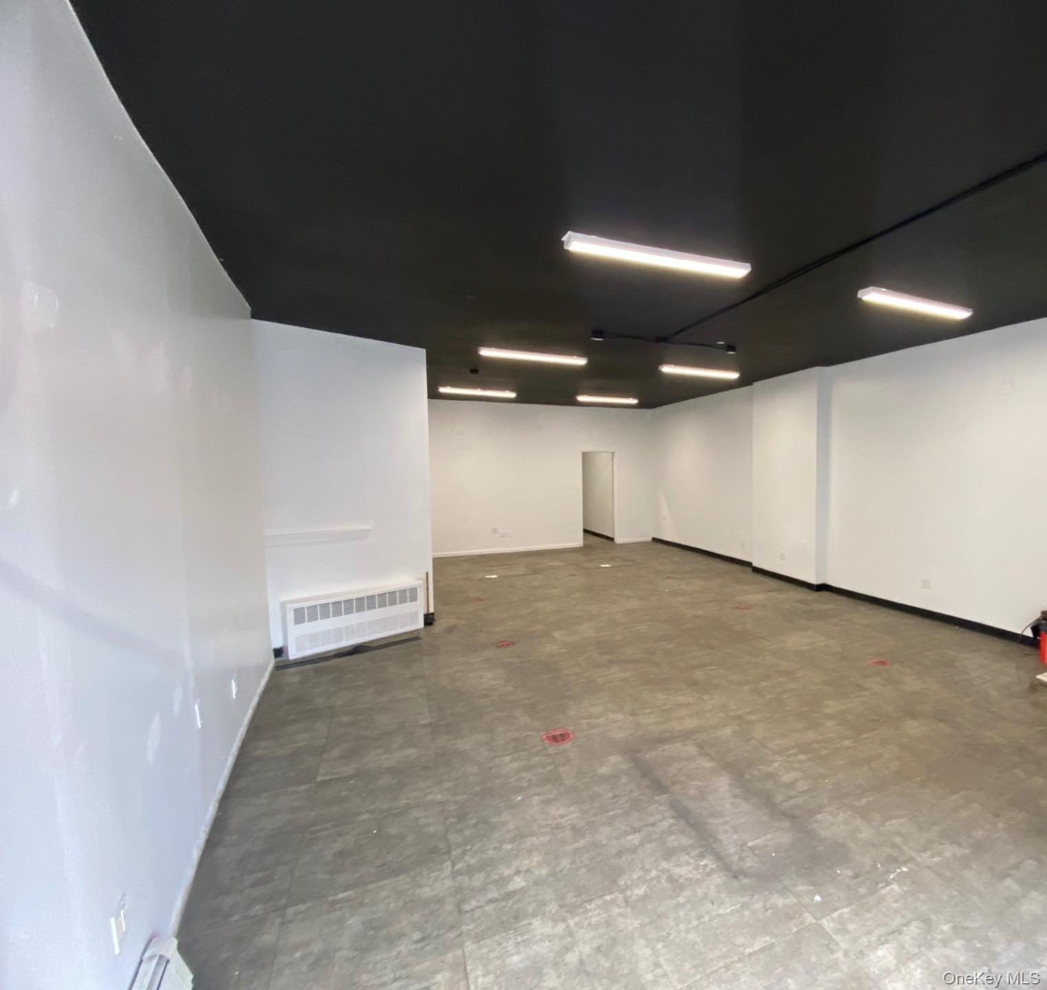 #4 photo, 537 Claremont Parkway, ブロンクス区 Bronx , NY 10457