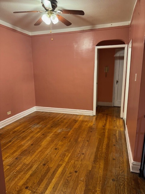 #4 photo, 3220 Ave H, Flatbush , NY 11210