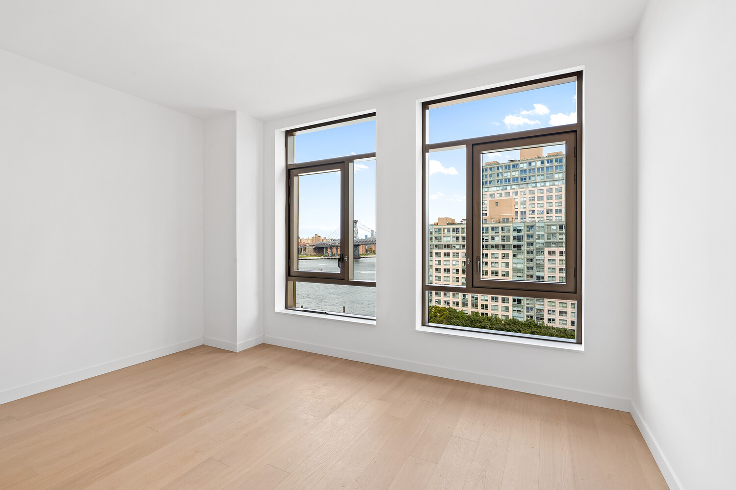 #3 photo, 480 KENT Avenue, ブルックリン区 Williamsburg,South , NY 11249