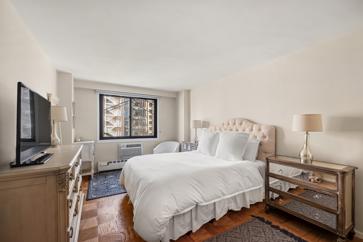 #5 photo, 16 W 16TH Street, Flatiron , NY 10011